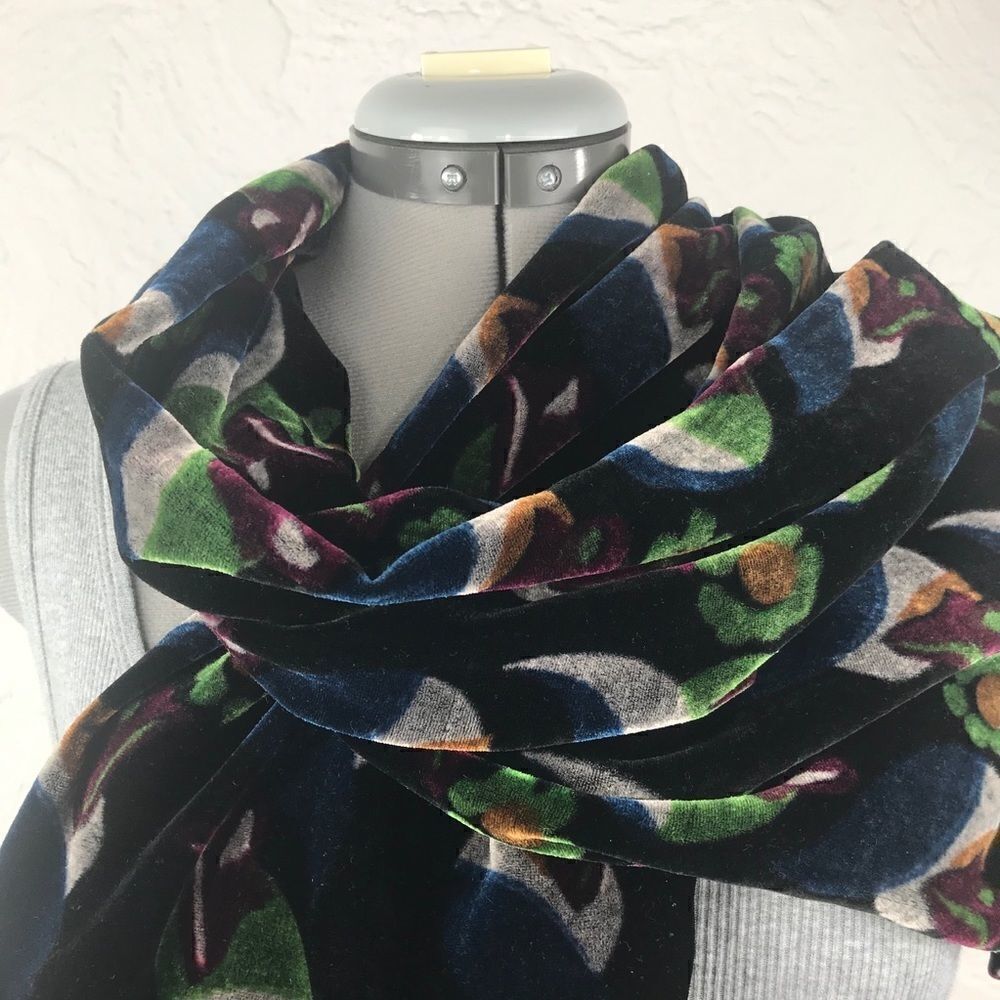 Chelsey By Joseph Silk Blendvelvety Floral Scarf